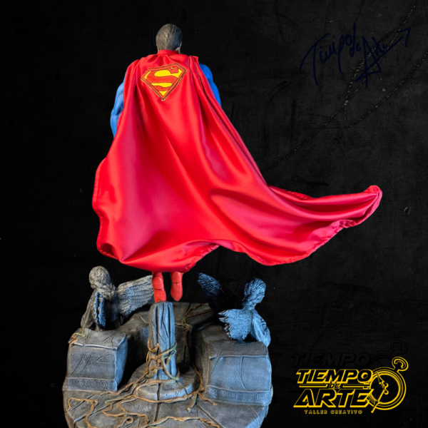 Escultura SUPERMAN PREMIUM FORMAT - Imagen 7