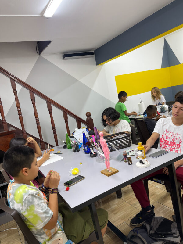 Taller de escultura y pintura - Imagen 39