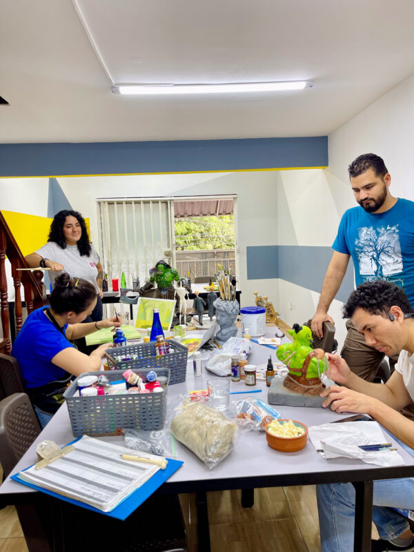 Taller de escultura y pintura - Imagen 8